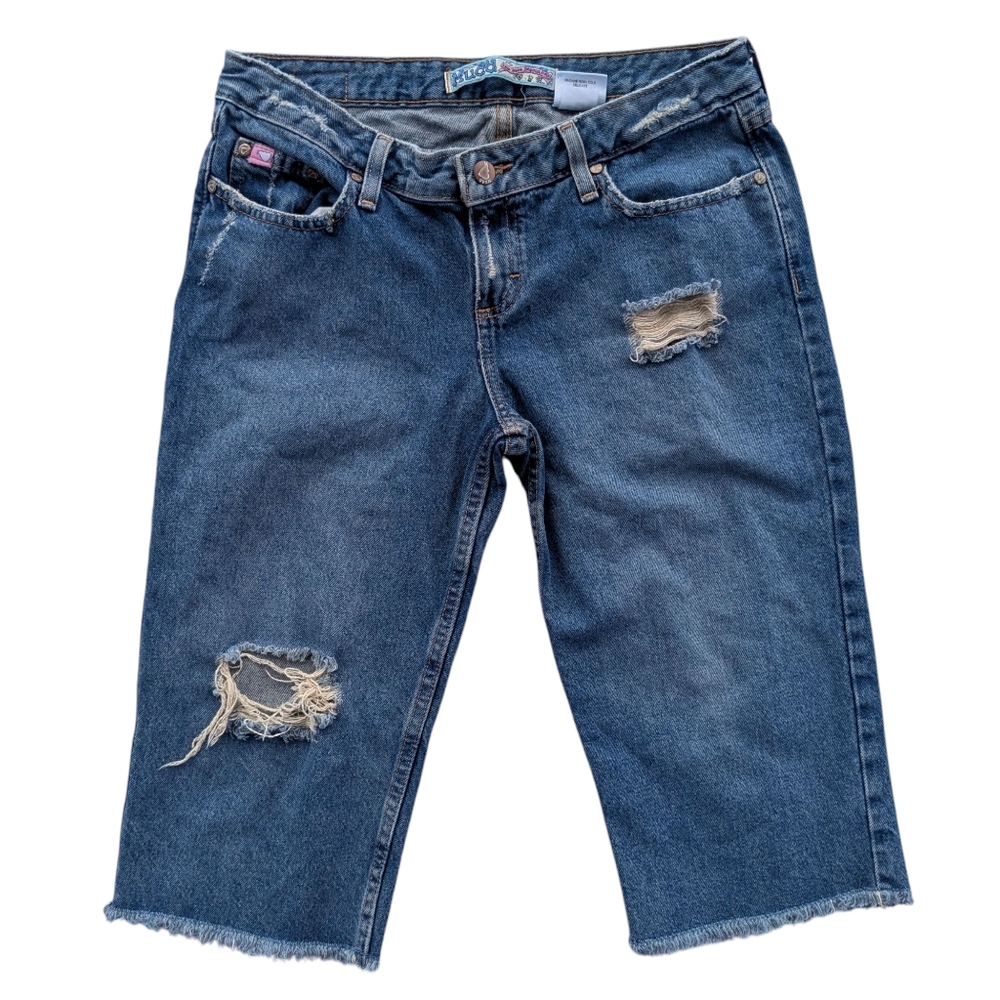 Mudd Juniors Size 9 Medium Wash Denim jorts capris Distressed Skater Y2K hiphop